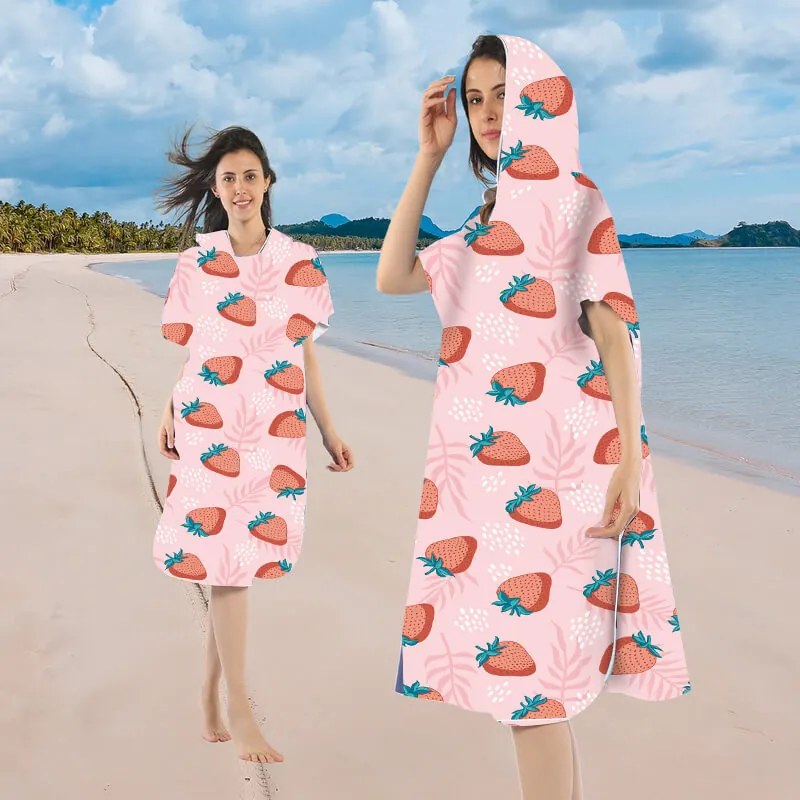 Ponczo plażowe STRAWBERRIES różowe 80x145 cm