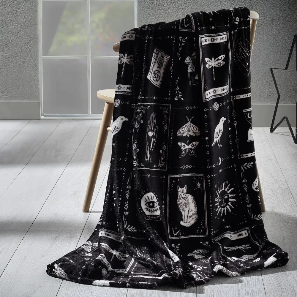 Czarny koc z motywem Halloween z mikropluszu 130x170 cm Enchanted Witchcraft – Catherine Lansfield