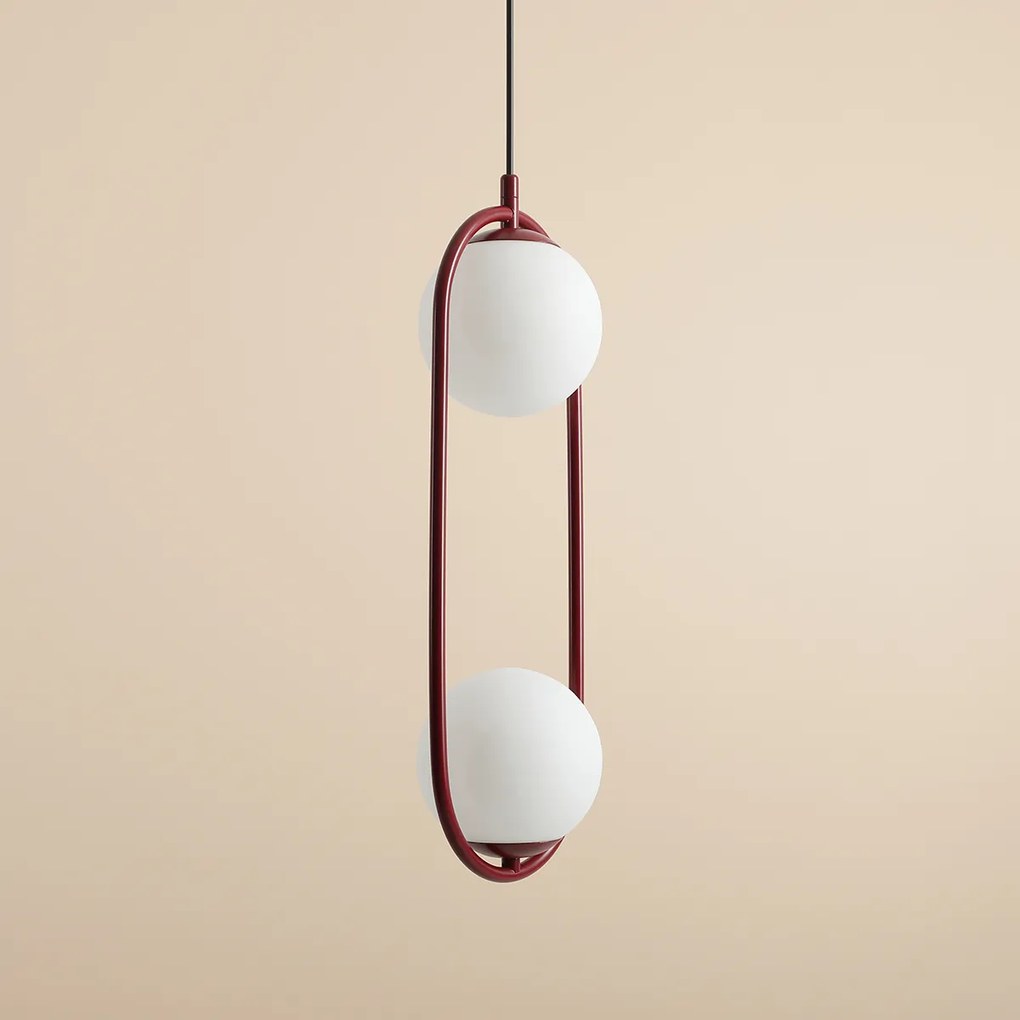 Lampa wisząca Riva 2 o intensywnym czerwonym kolorze