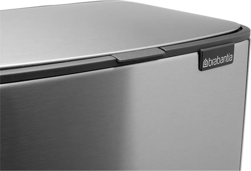 Stalowy kosz na śmieci z pedałem w kolorze matowego srebra 12 l Bo – Brabantia