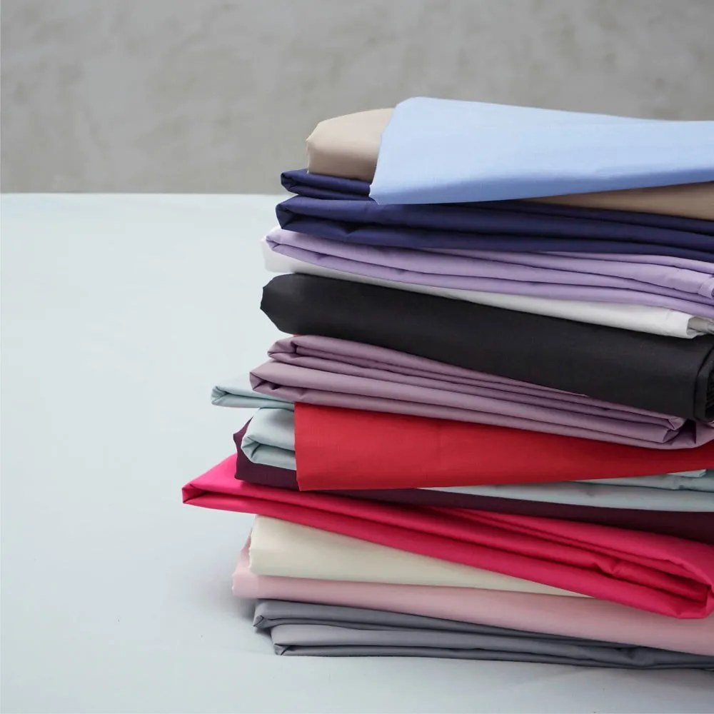 Kremowe prześcieradło z perkalu z gumką 90x190 cm Easy Iron Percale – Catherine Lansfield