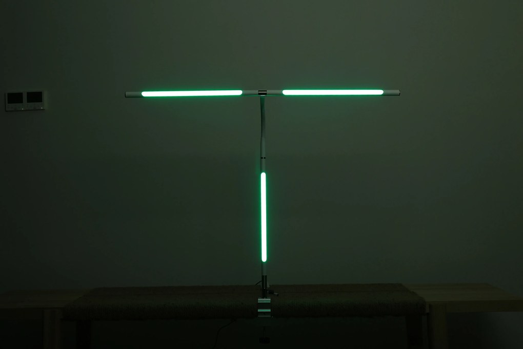 Lampa LED na biurko NOX z efektami RGBW, zacisk, pilot zdalnego sterowania