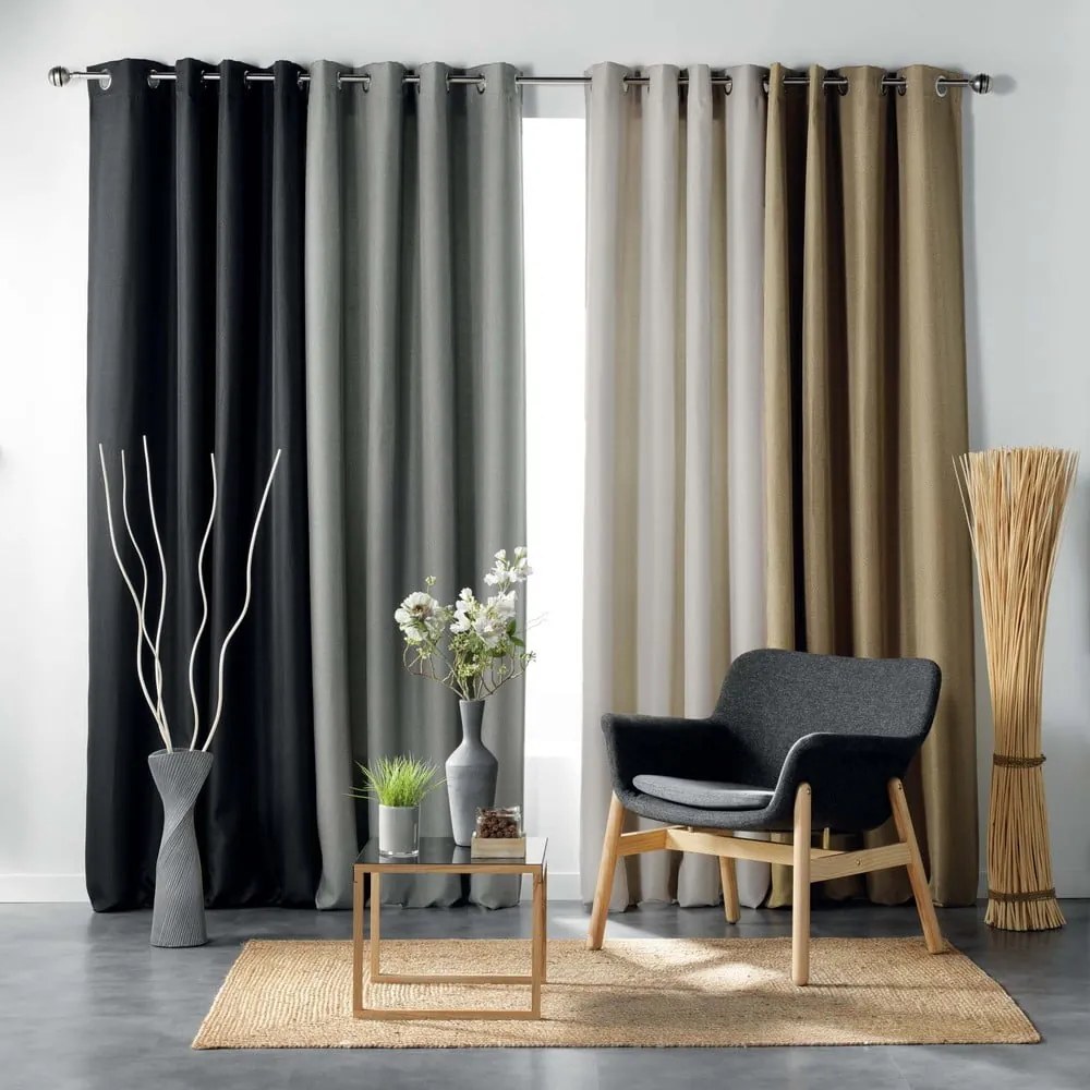 Brązowa zasłona zaciemniająca 135x240 cm Tissea – douceur d'intérieur