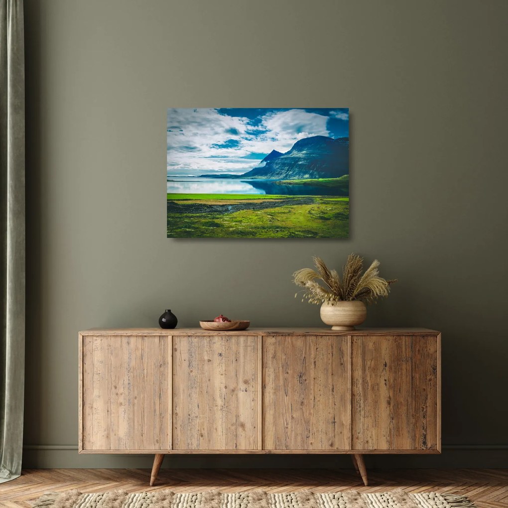 Obraz na szkle - jezioro z górami (70x50 cm)