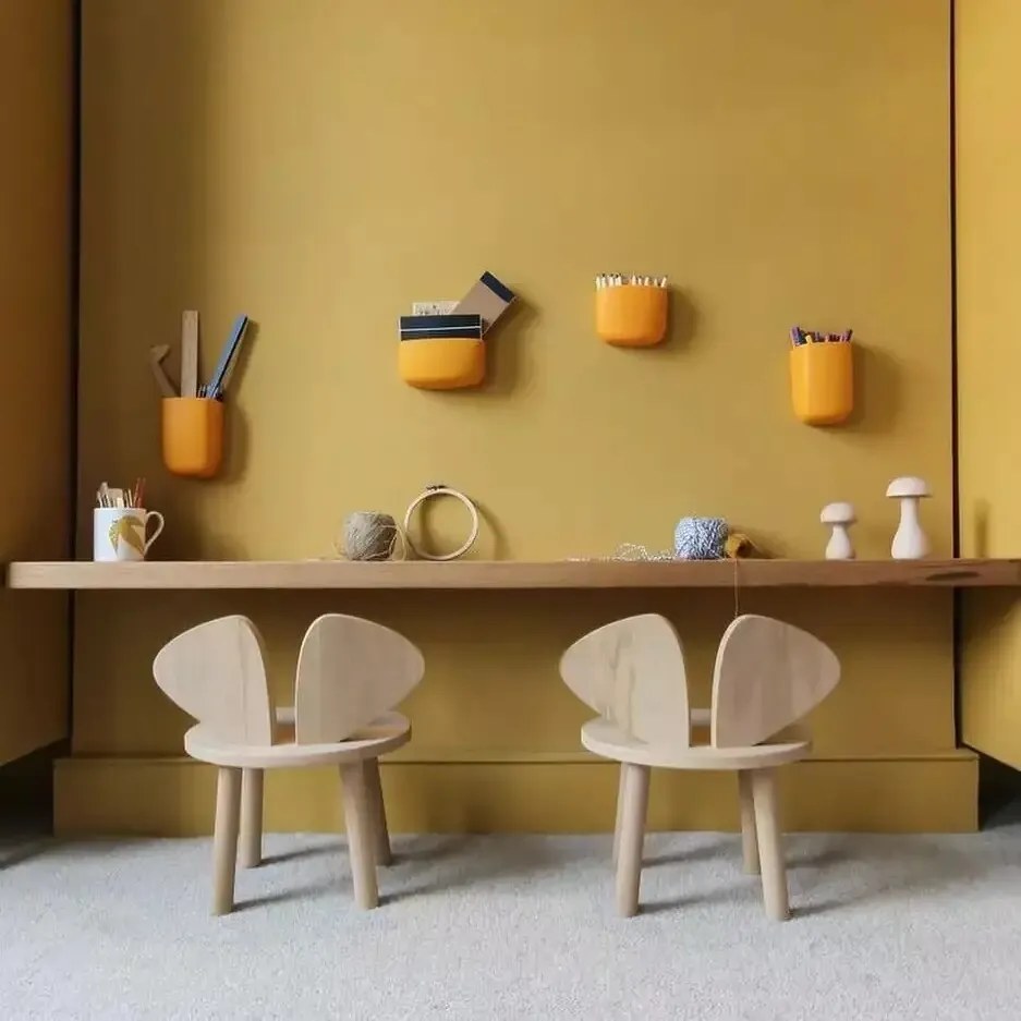 Zestaw dla dzieci stolik i dwa krzesełka Mickey Two Chair Set - Brown