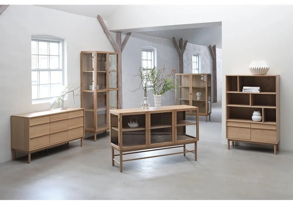 Witryna z litego drewna dębowego 88x140 cm Elba – Unique Furniture