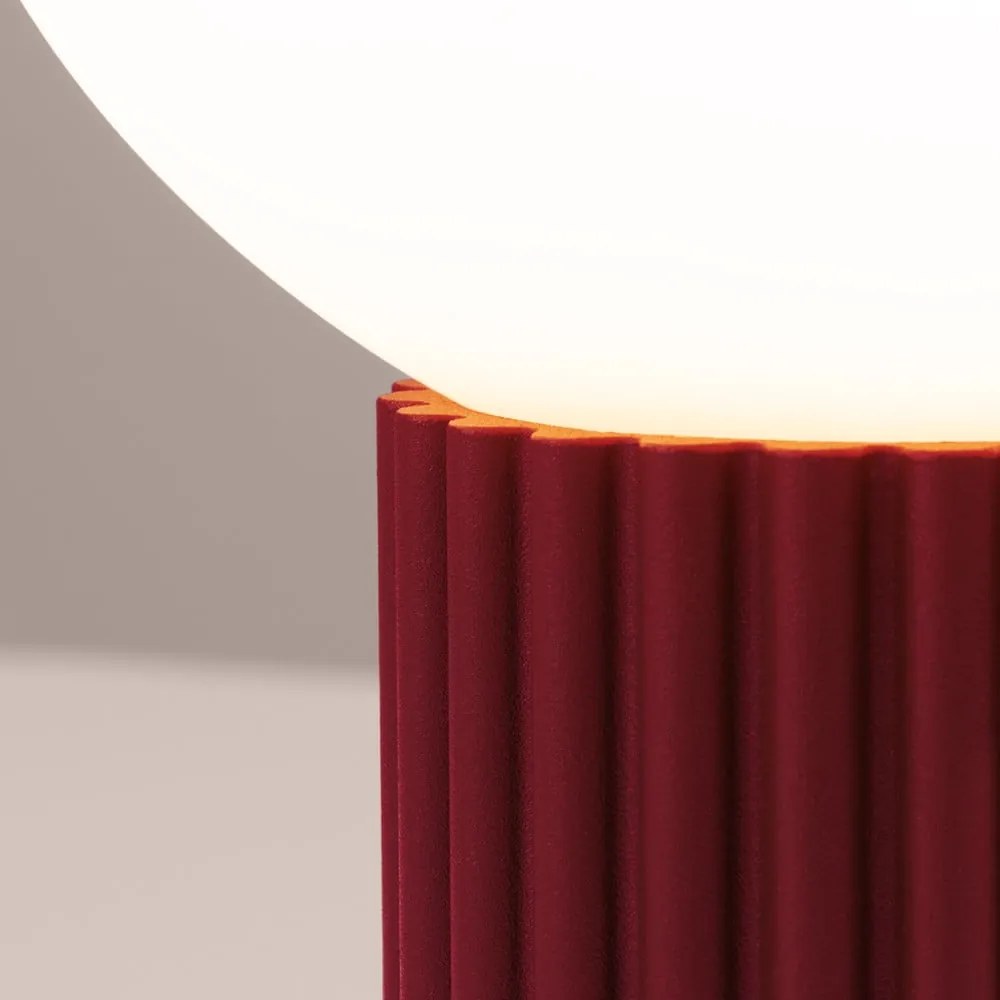 Bordowa lampa stołowa ze szklanym kloszem (wysokość 19 cm) Orbital – Nice Lamps
