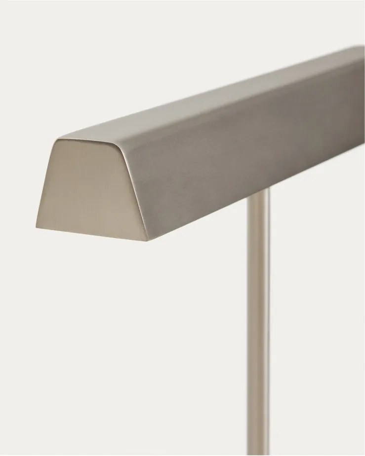 Metalowa lampa stołowa w kolorze srebra (wysokość 32,5 cm) Lynor – Kave Home