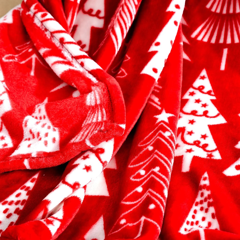 Czerwony świąteczny koc z mikropluszu CHRISTMAS TREES Rozmiar: 160 x 200 cm