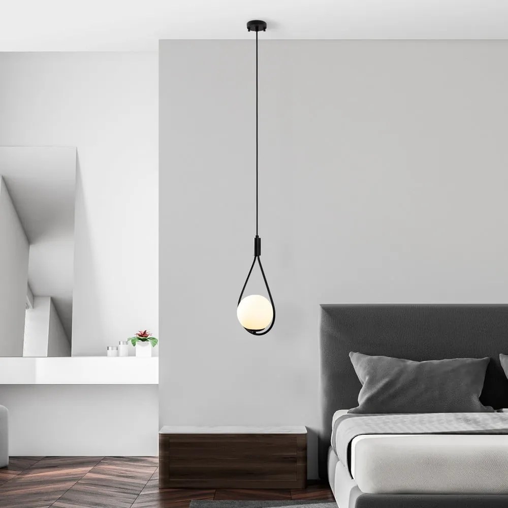 Czarna lampa wisząca ze szklanym kloszem Sessiz – Opviq lights