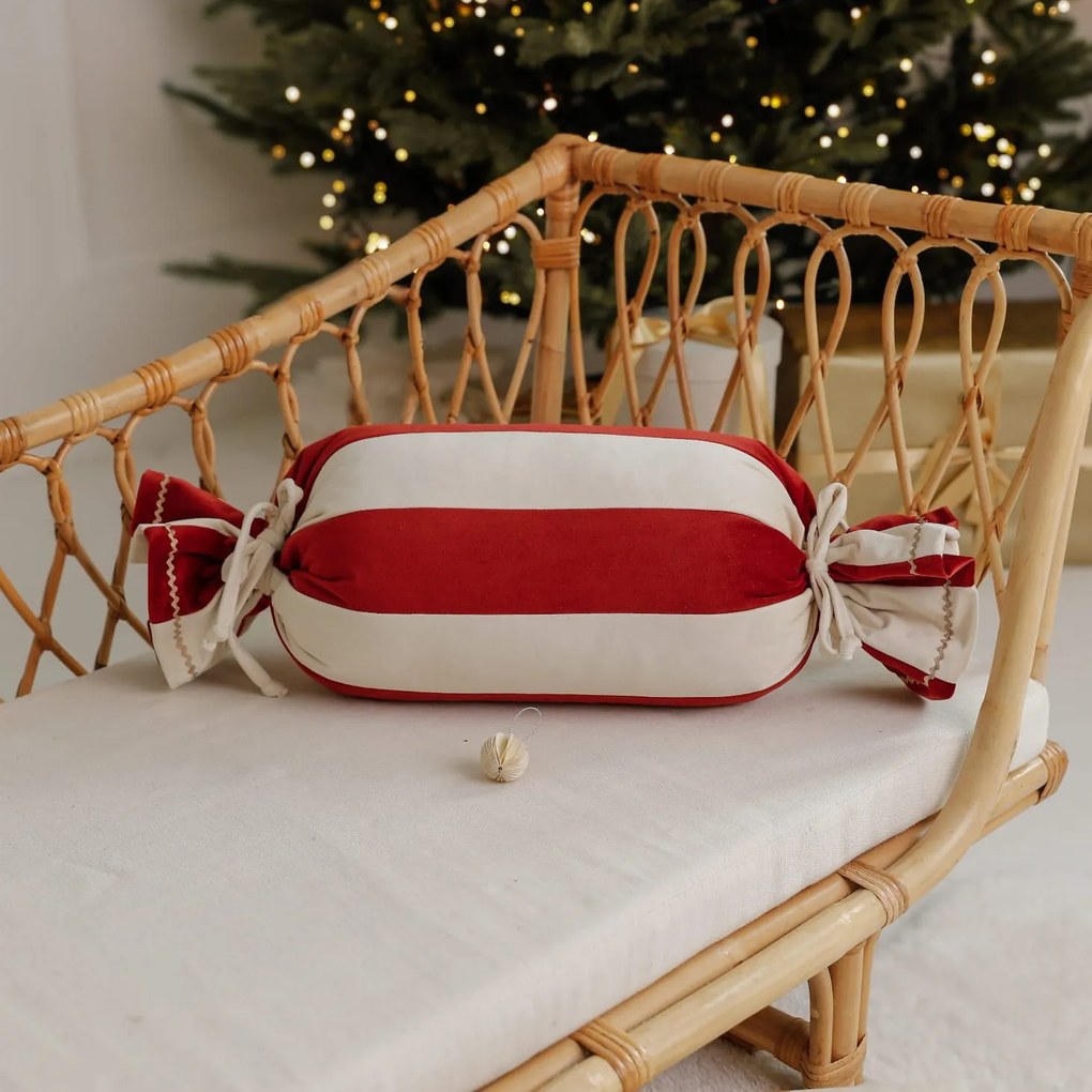 Poduszka dekoracyjna Cukierek - czerwona