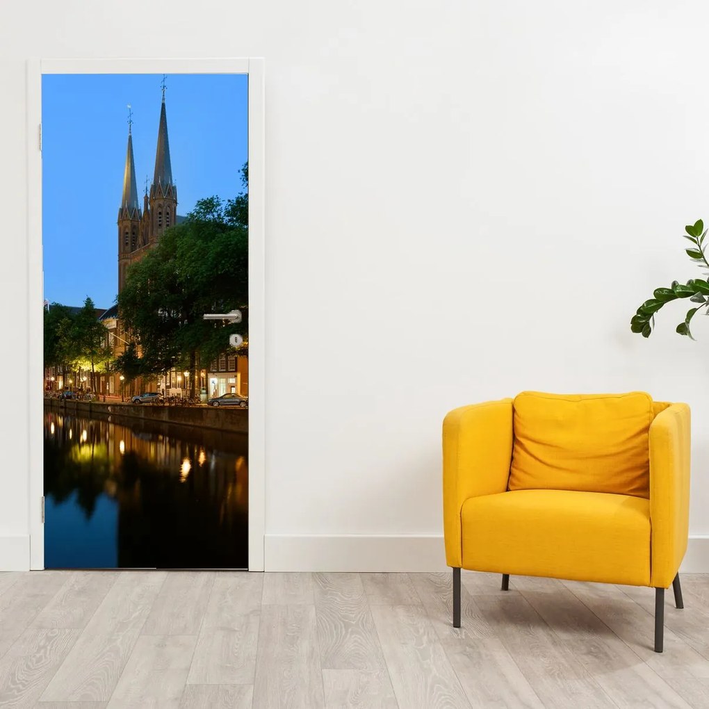 Fototapeta na drzwi - Historyczne miasto nocą (95x205cm)
