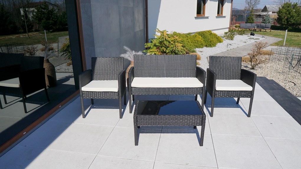 Zestaw Mebli Ogrodowych RIMNI Komplet Sofa Fotele Stół na Taras Ogród TECHNORATTAN Czarny Beżowe Modne Poduszki