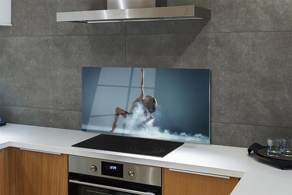 Szklany Panel Kobieta Tańcząca w Dymie