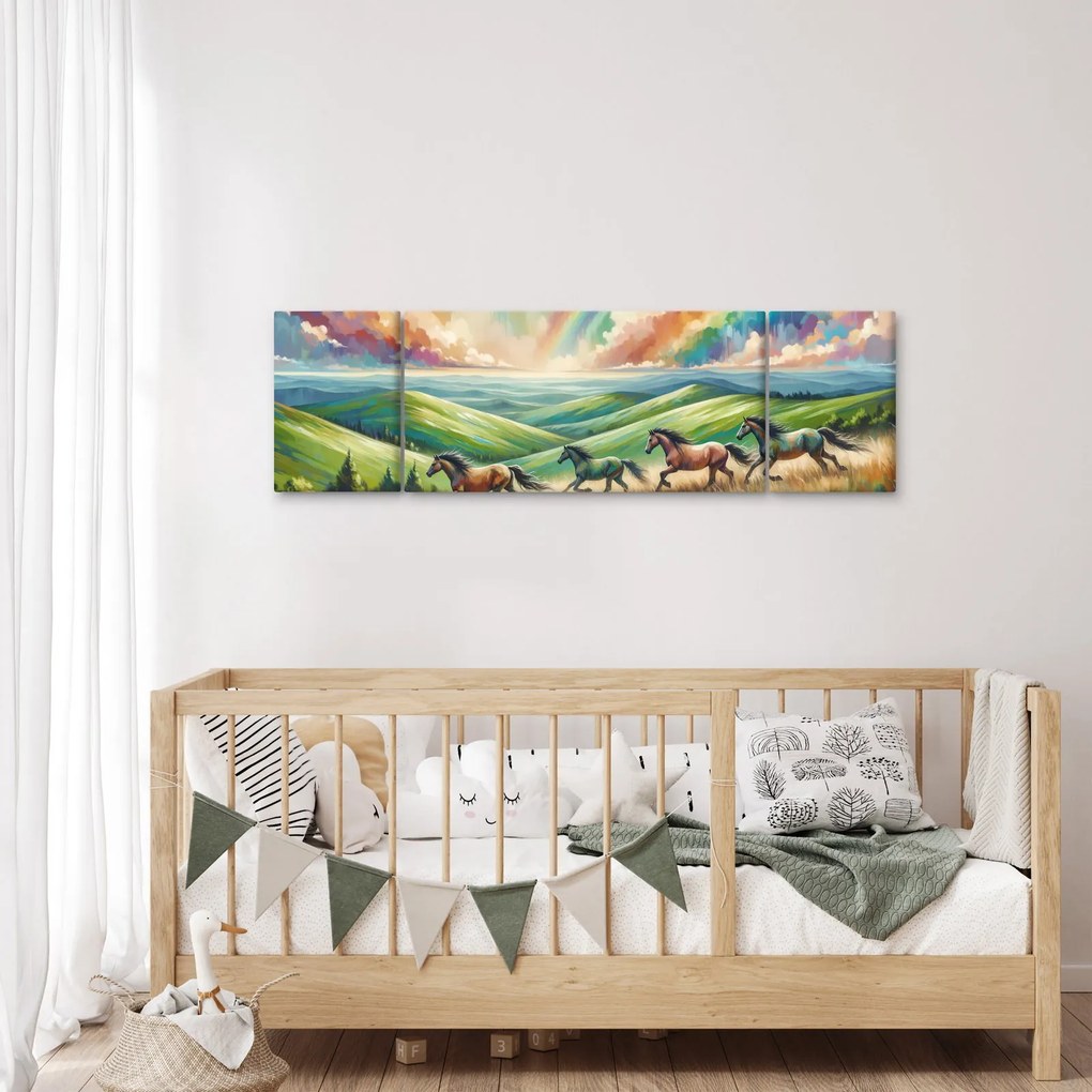 Obraz – Konie galopujące przez krajobraz (170x50 cm)