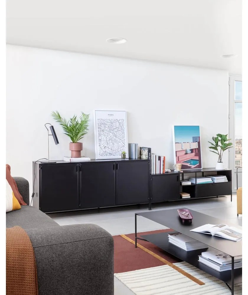 Czarna stalowa komoda 160x72x35 cm Shantay – Kave Home