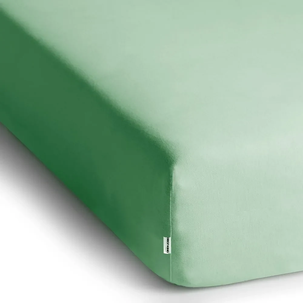 Jasnozielone dżersejowe prześcieradło z gumką 220x200 cm Amber – Restilo