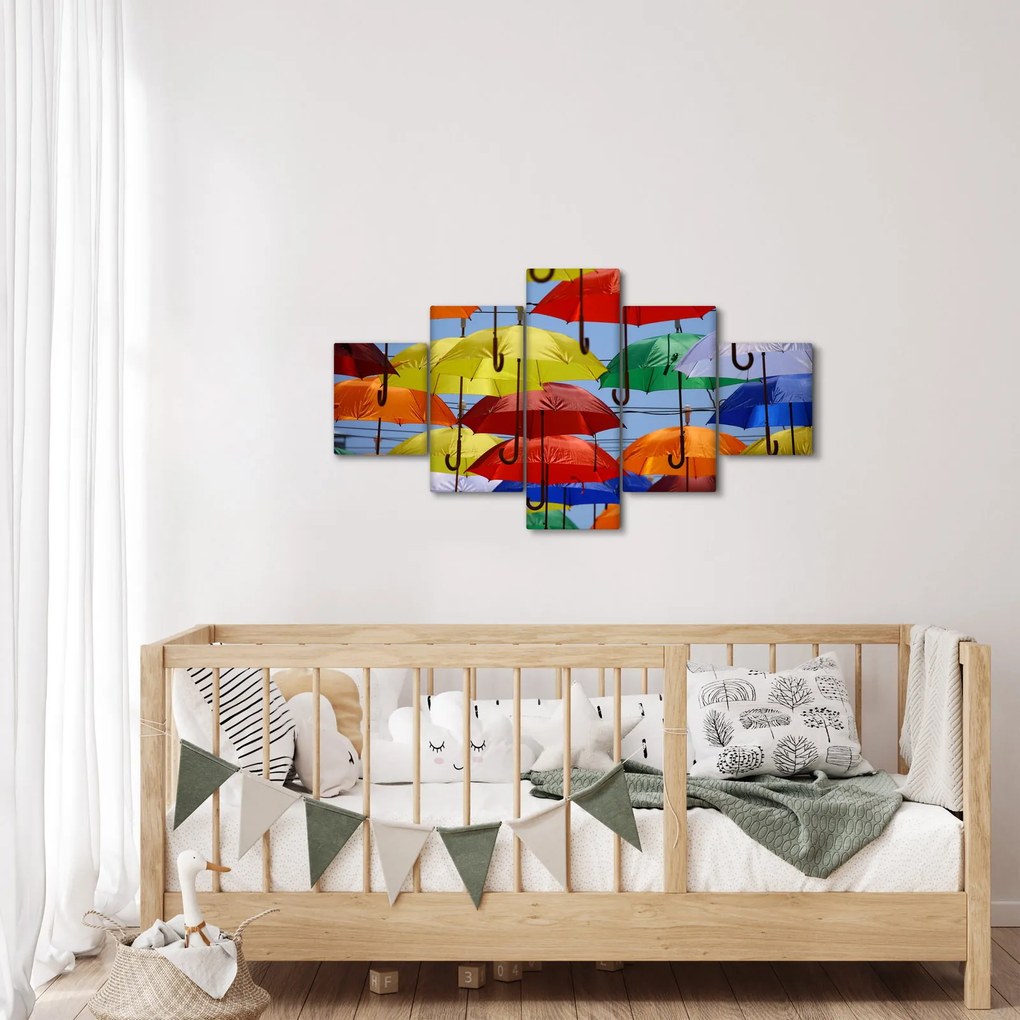 Obraz kolorowych parasoli (125x70 cm)