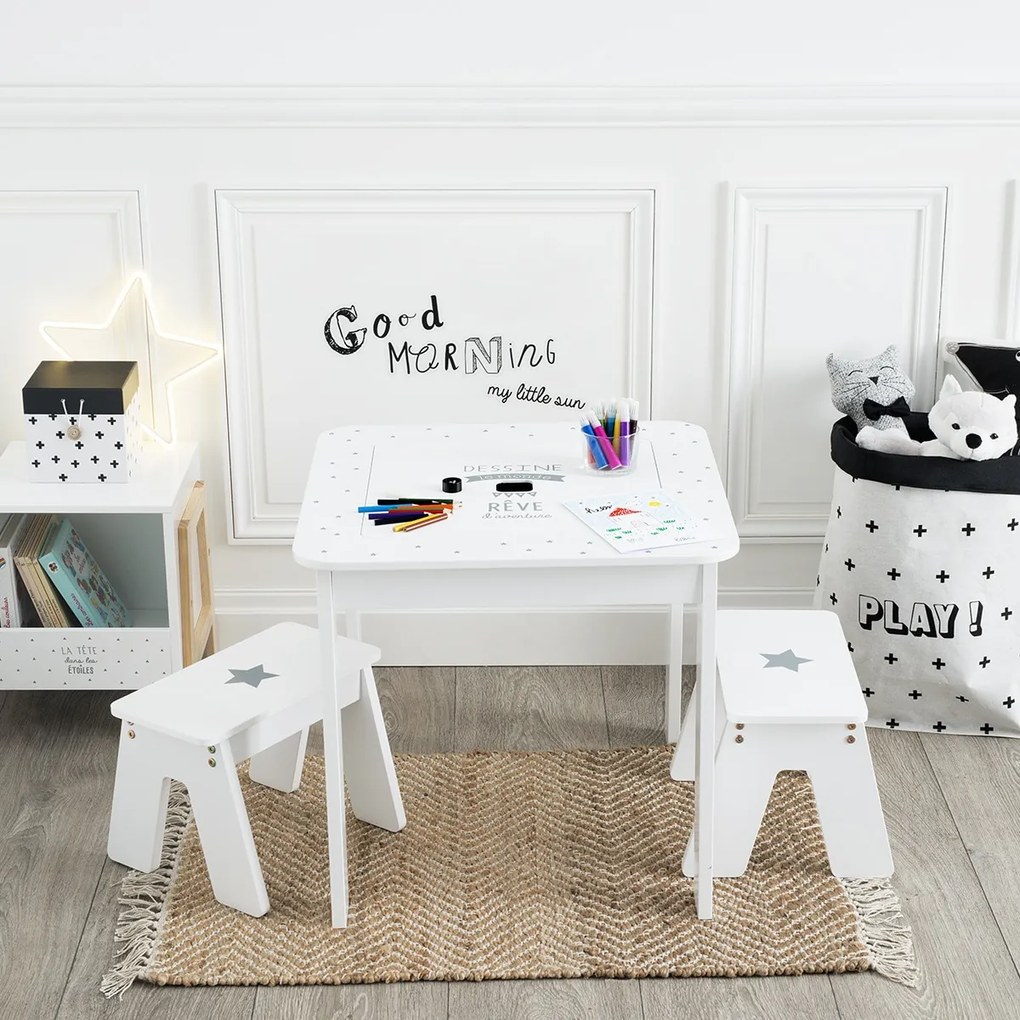 Stolik dla dzieci z tablicą do pisania + 2 taborety