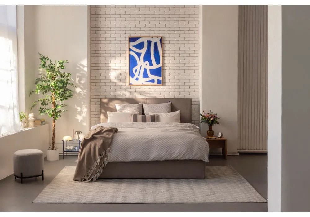 Szarobrązowe tapicerowane łóżko dwuosobowe ze schowkiem z materacem i stelażem 180x200 cm Thessa Bold – Bonami Selection