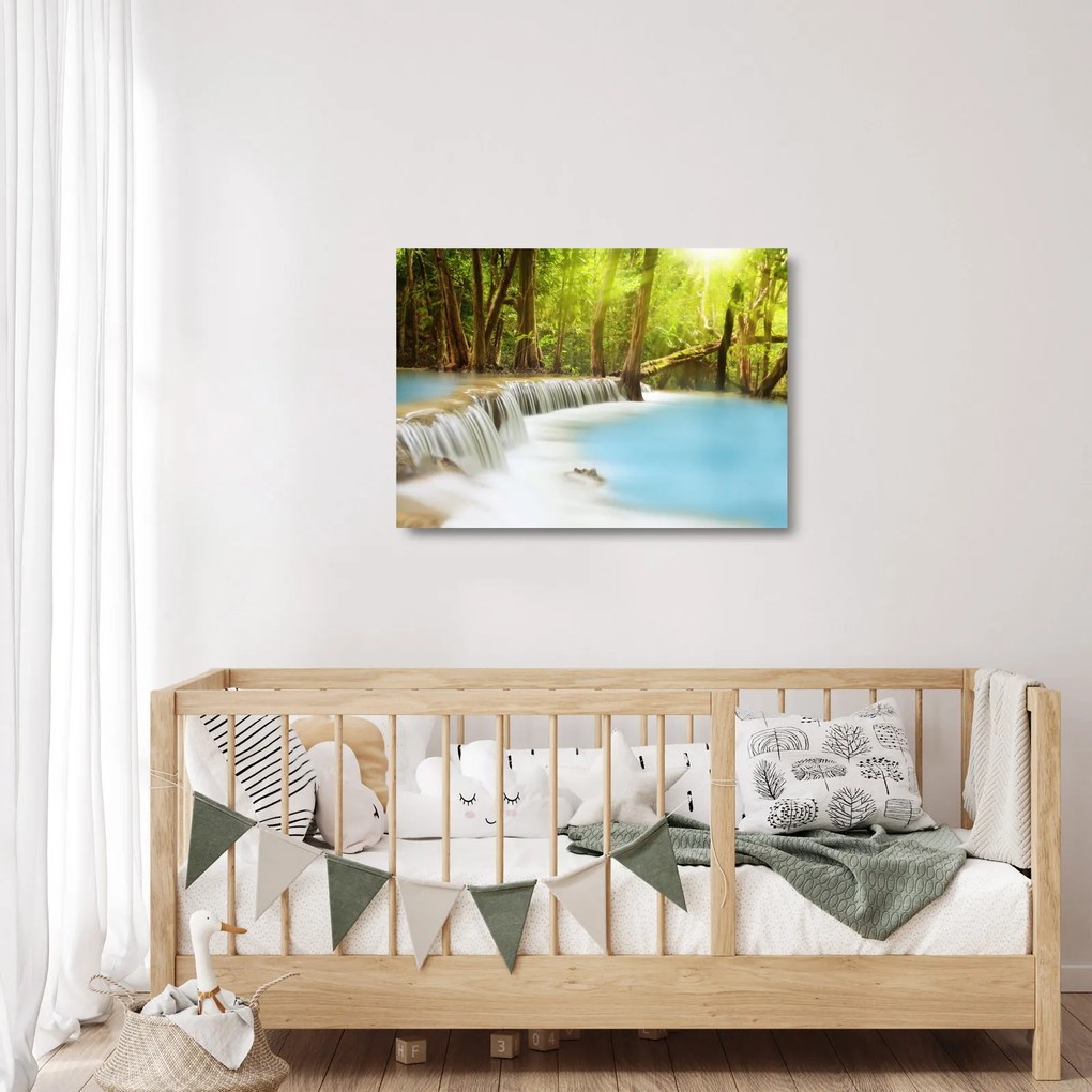 Obraz na szkle - wodospad Huai Mae Kamin w lesie (70x50 cm)