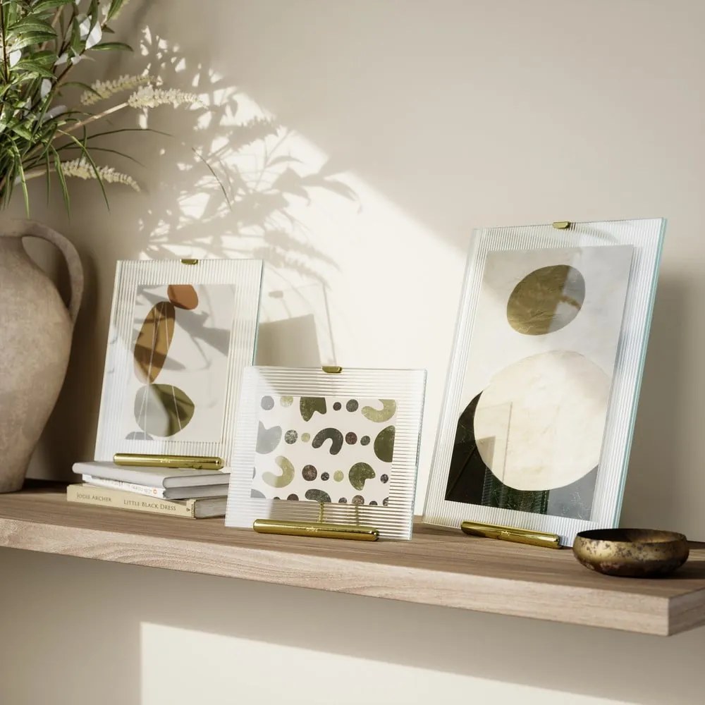 Szklana ramka stojąca w kolorze złota 16x20 cm Flute – Umbra