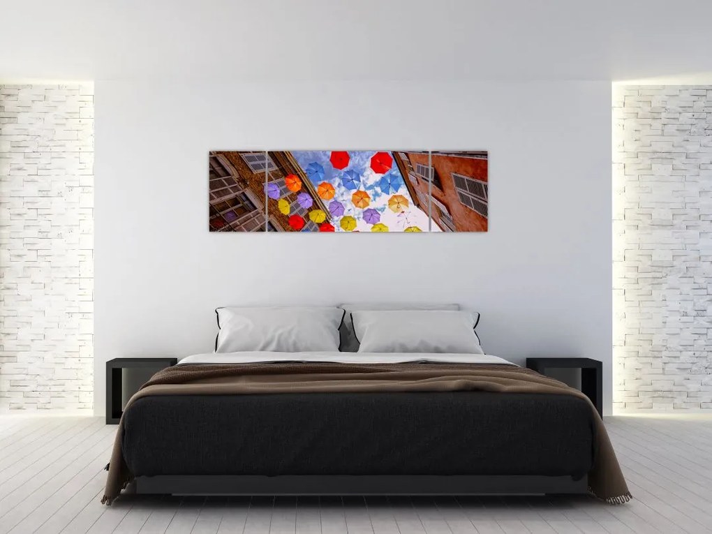 Obraz kolorowych parasoli (170x50 cm)