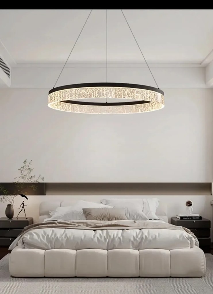 Lampa do małego pokoju 12m2 Aurevia Black 60