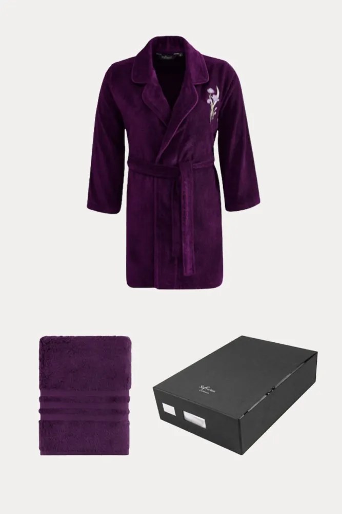 Krótki szlafrok damski LILLY w opakowaniu prezentowym z ręcznikiem XL + ręcznik 50x100cm + pudełko Fuksja