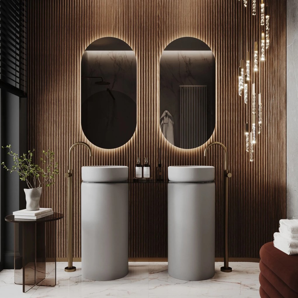 Dwie umywalki z konglomeratu wolnostojące okrągłe 85 x 40 cm RONA bez przelewu połączone półką szklaną | Różne kolory półki : Kolor szklanej półki - Niebieski, Kolor umywalki RONA - Szary matowy, Podłączenie syfonu - Do ściany