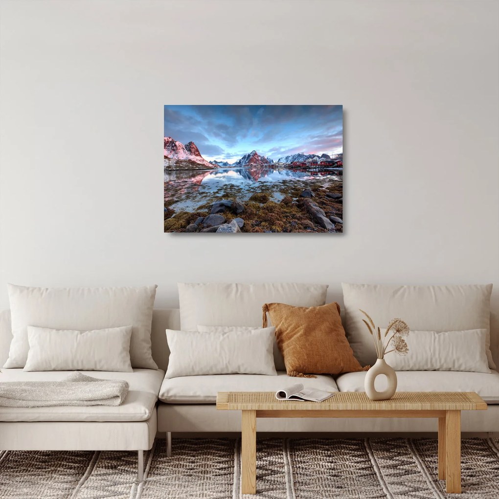 Obraz na szkle - Wschód słońca nad Reine (70x50 cm)