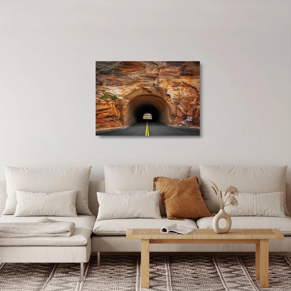 Obraz na szkle - tunel w skale (70x50 cm)