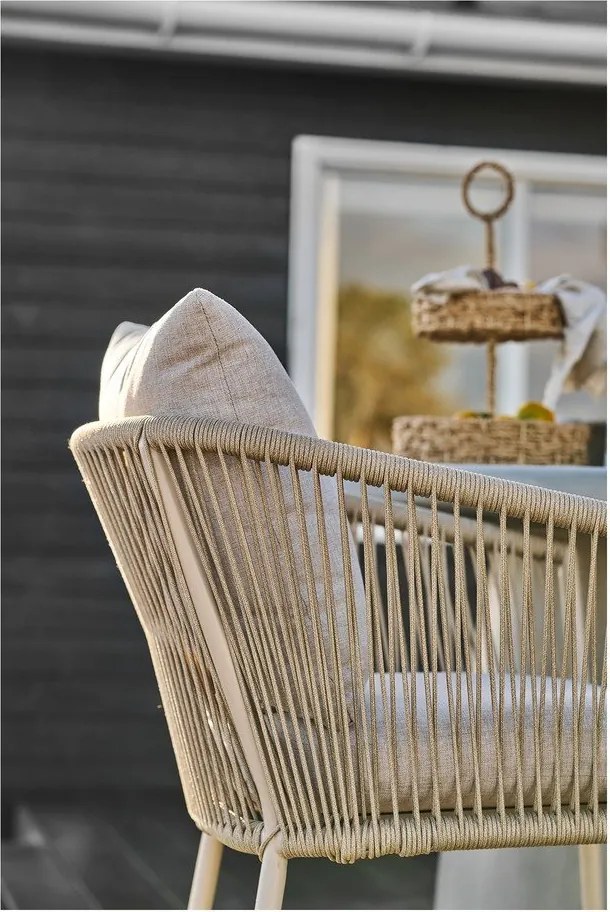 Beżowe metalowe tapicerowane krzesło ogrodowe Salerno – House Nordic