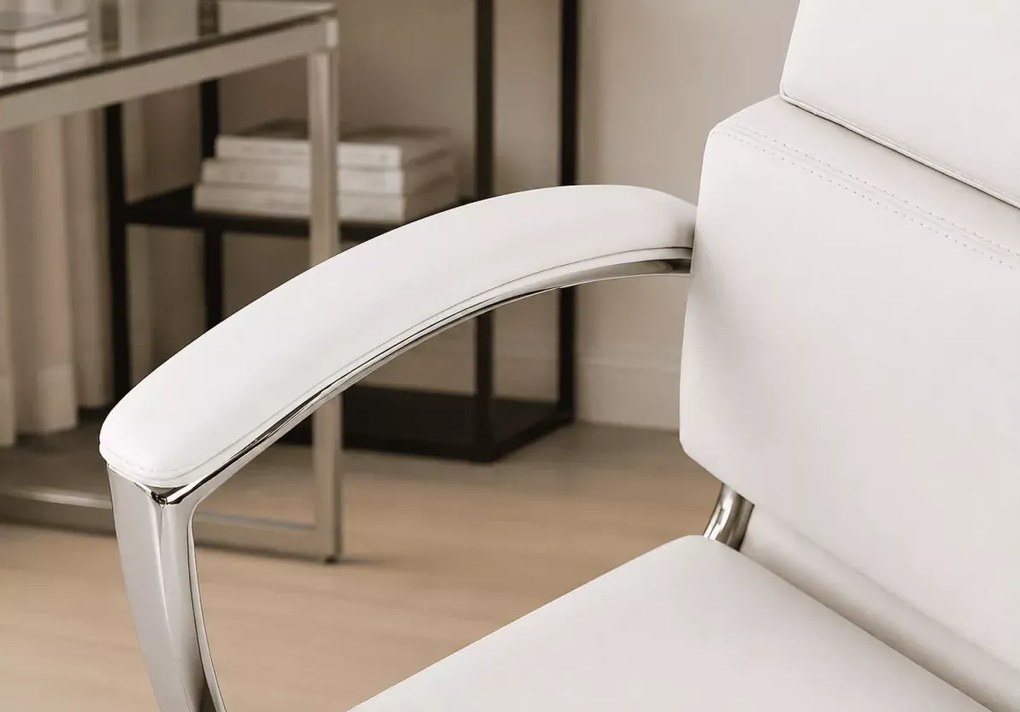 Fotel obrotowy Bralani z ekoskóry – ergonomiczny i komfortowy do biura lub domu
