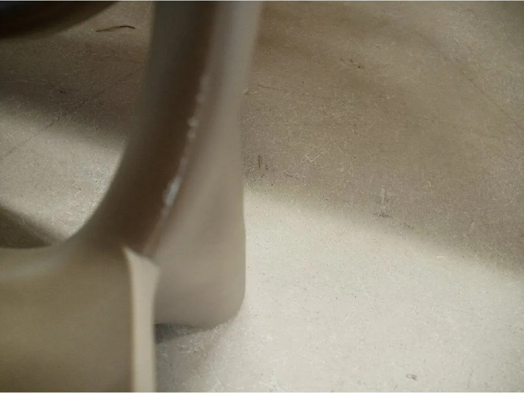 PROMOCJA Beżowe plastikowe krzesło KATO II. jakość