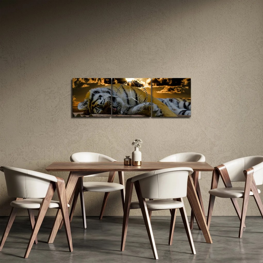Obraz śpiącego tygrysa (z zegarem) (90x30 cm)