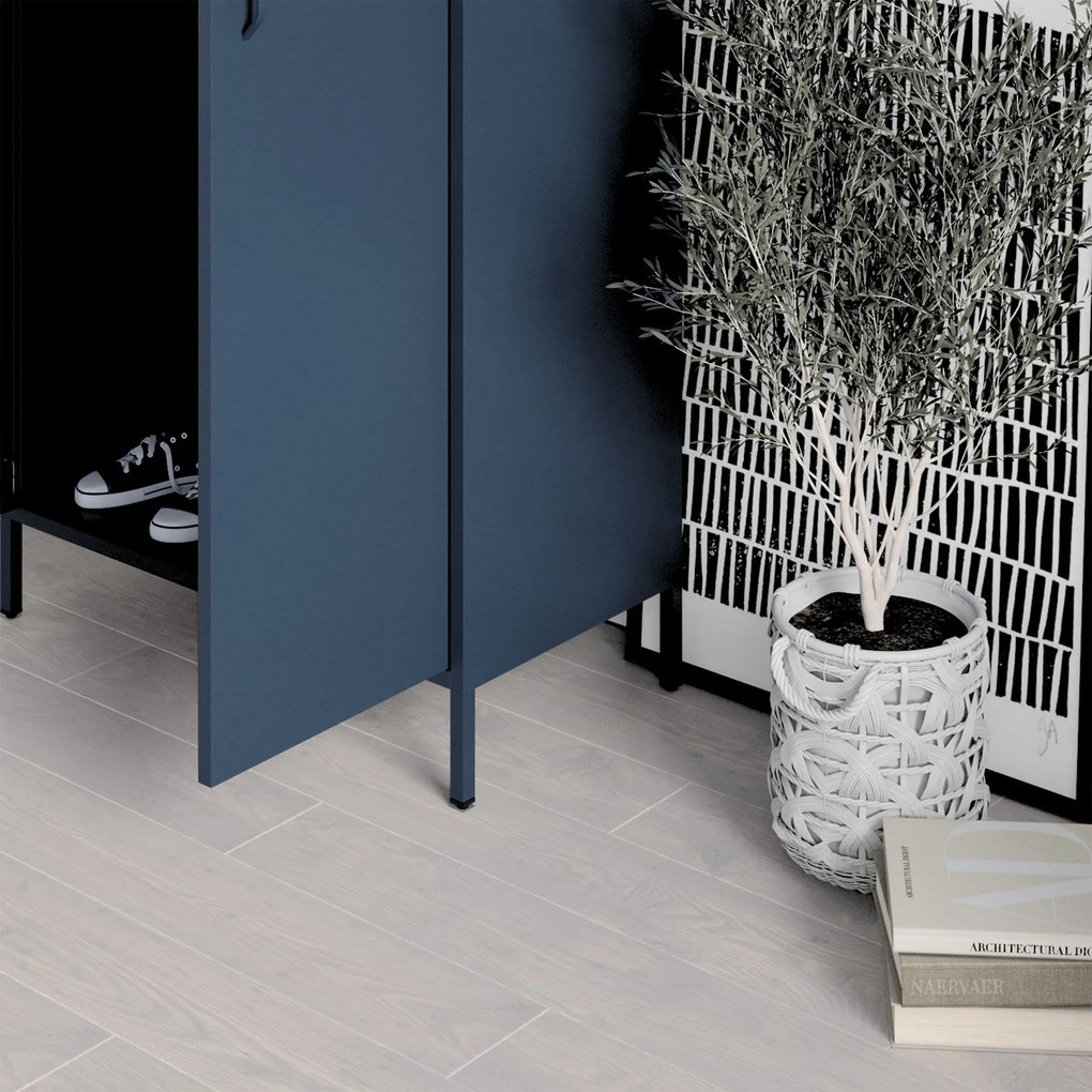 Szafa na ubrania metalowa granatowa: Modern FLAVIO, 800 x 1850 x 450 mm