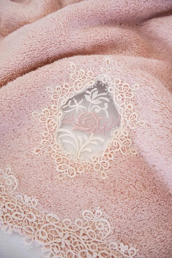 Ręcznik kąpielowy DESTAN 85x150 cm z koronką Fioletowy / Lila