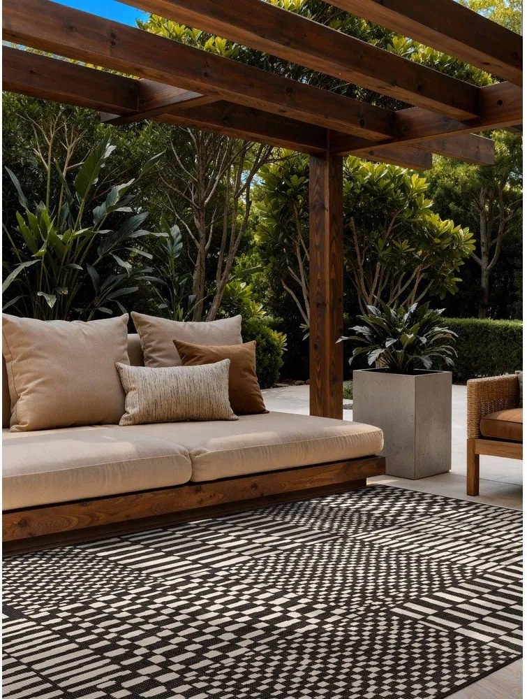 Czarno-kremowy dywan odpowiedni na zewnątrz 120x170 cm Haringey Barkham – Ted Baker