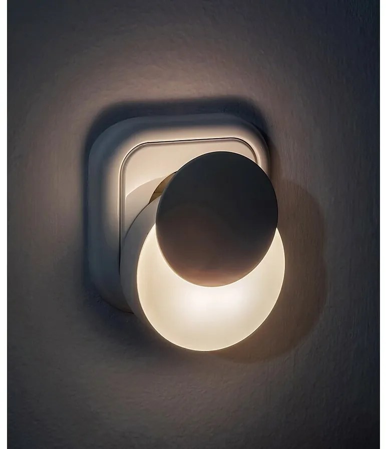 Rabalux 76000 lampka nocna LED do gniazda Zofe, czujnik ściemniania, 0,3 W, 20 lm, IP20