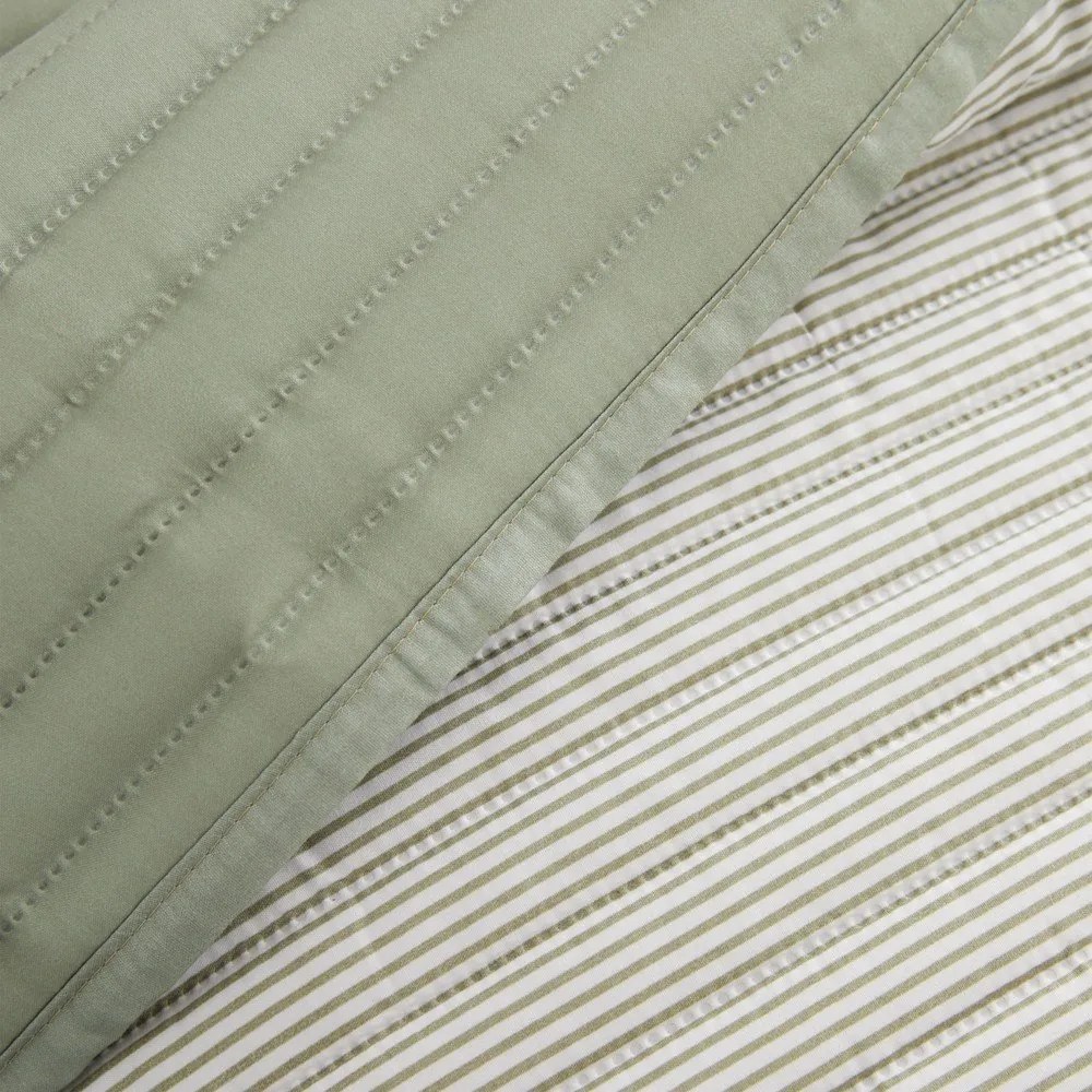 Zielona narzuta pikowana 220x230 cm Stripe – Catherine Lansfield