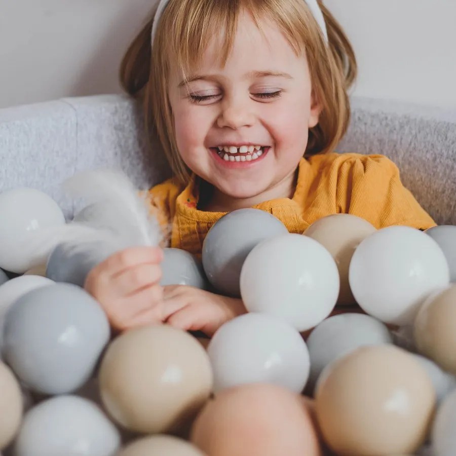Zestaw plastikowych piłeczek do suchego basenu 7cm, 100 szt, piłki: beżowe, miętowe, białe, pastelowy róż - meowbaby®