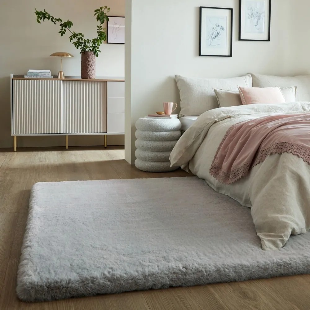 Jasnoszara syntetyczna skóra 200x290 cm Ivy Luxury Fur – Flair Rugs