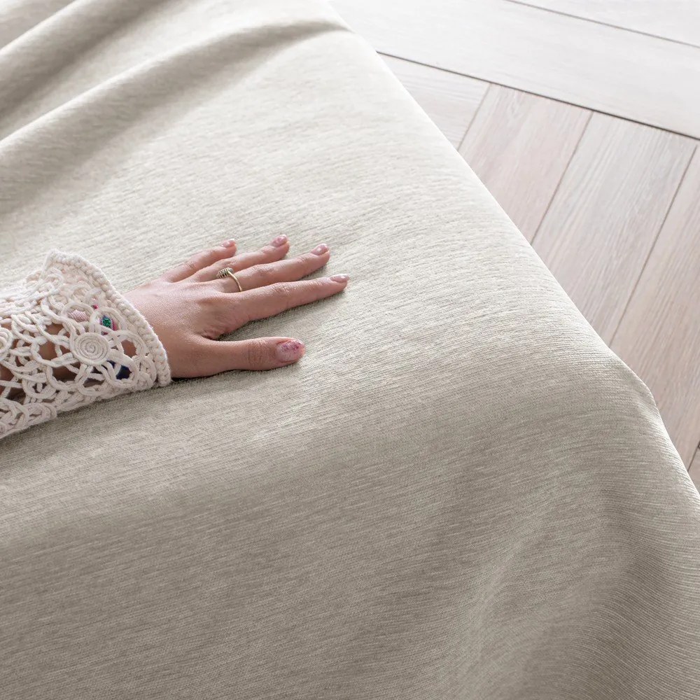 Beżowa narzuta z szenilu 220x240 cm Talo – Filumi