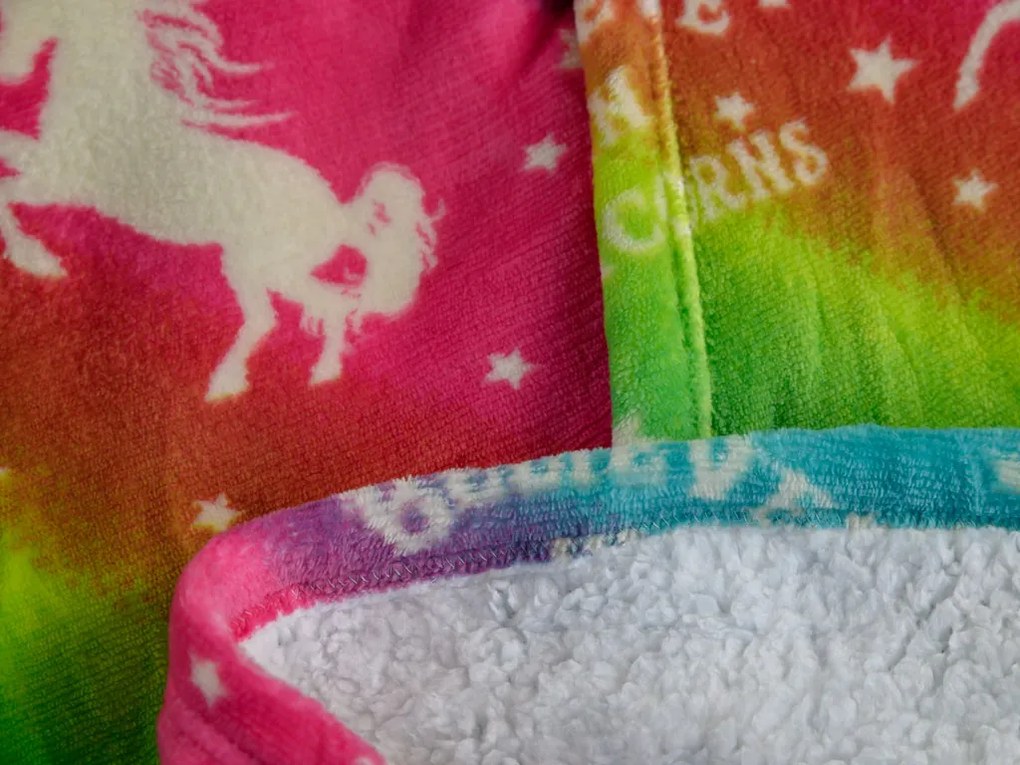 Koc bluza z rękawami i kapturem ALICORN kolorowa