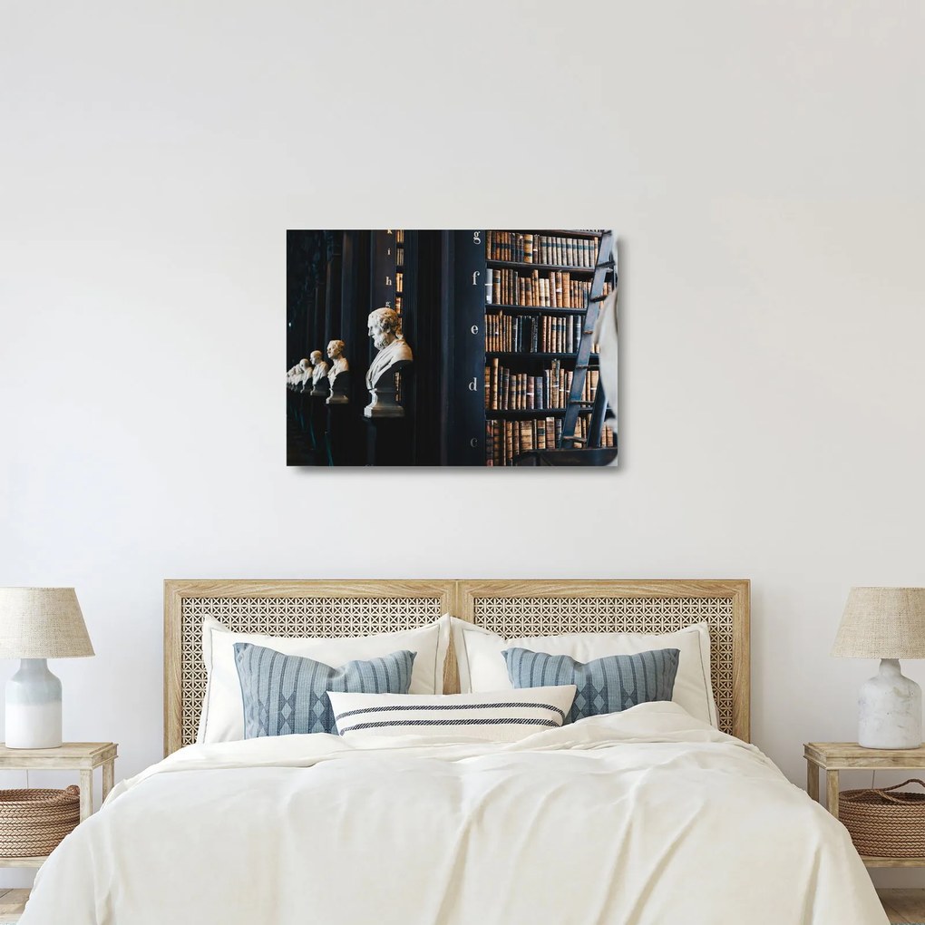 Obraz na szkle - W bibliotece (70x50 cm)