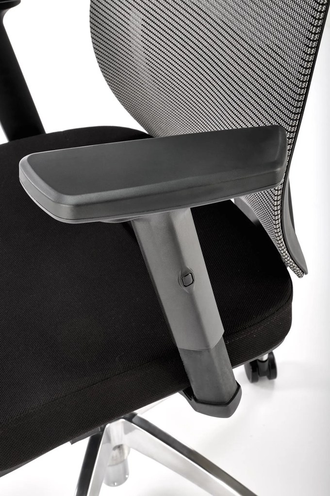 Fotel biurowy z regulacjami Admiral, zgodny z normą BHP