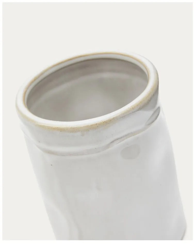 Kremowy ceramiczny kubek na szczoteczki do zębów Savel – Kave Home