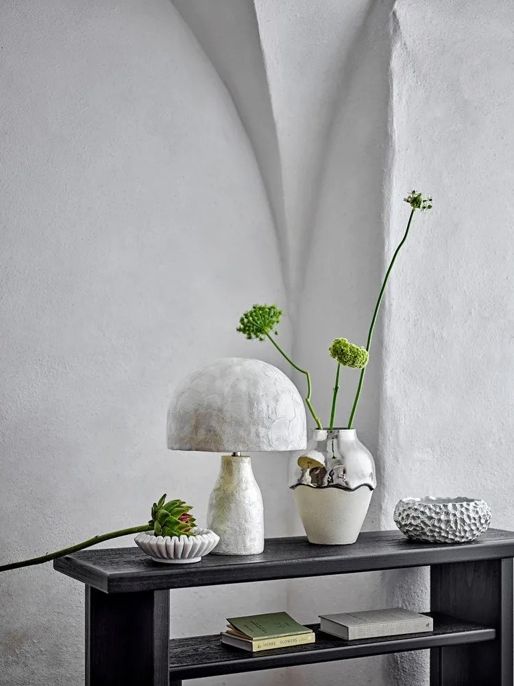 Kremowy/w kolorze srebra kamionkowy wazon (wysokość 26 cm) Silvio – Bloomingville