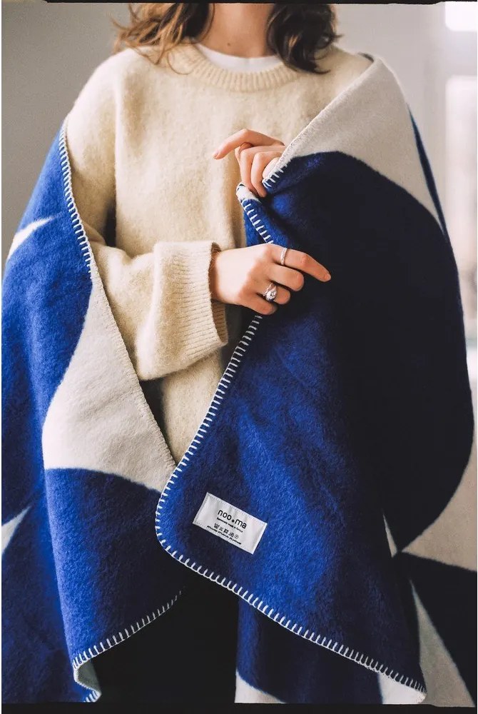 Niebiesko-kremowy koc 150x200 cm Tul – noo.ma